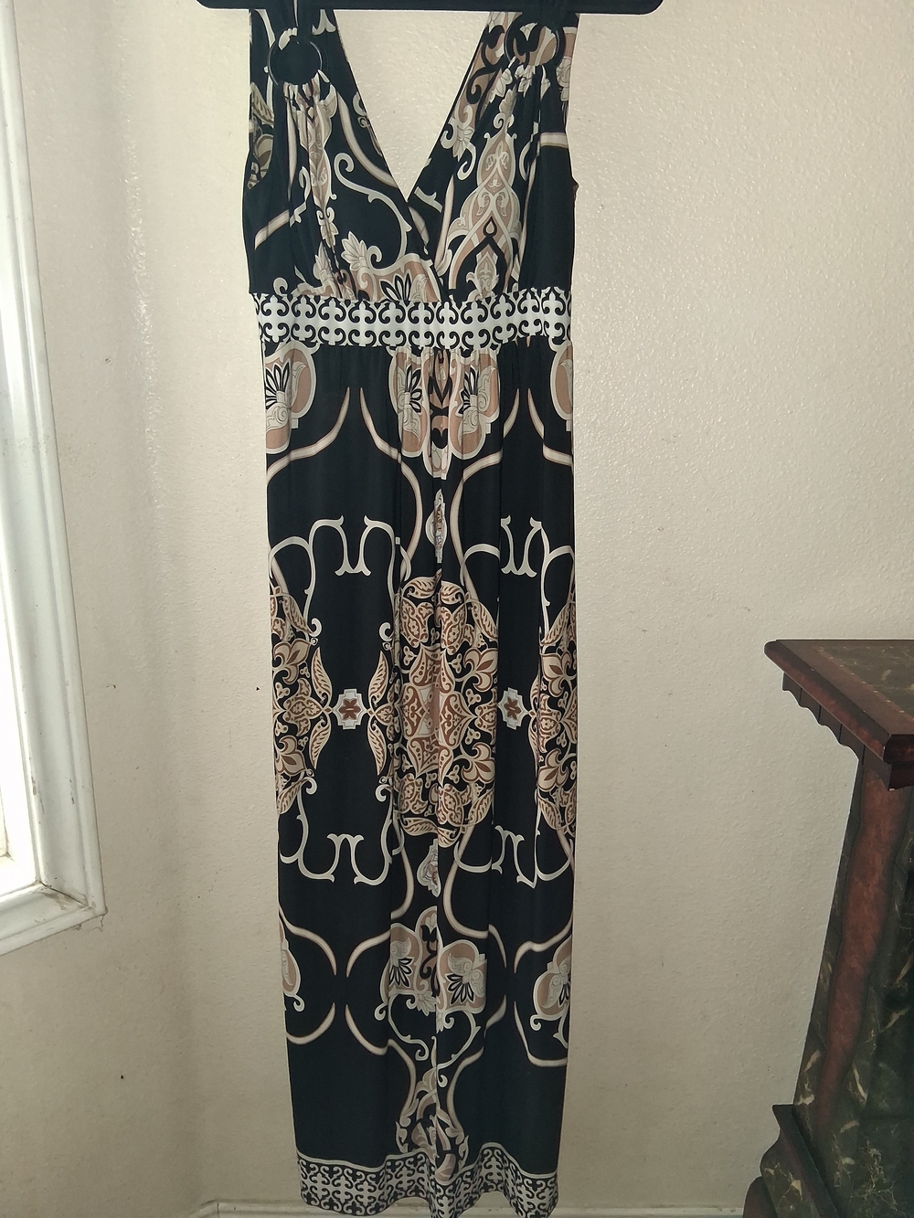 Glamour Black Maxi Dress with Beige & Cream Medallion Print